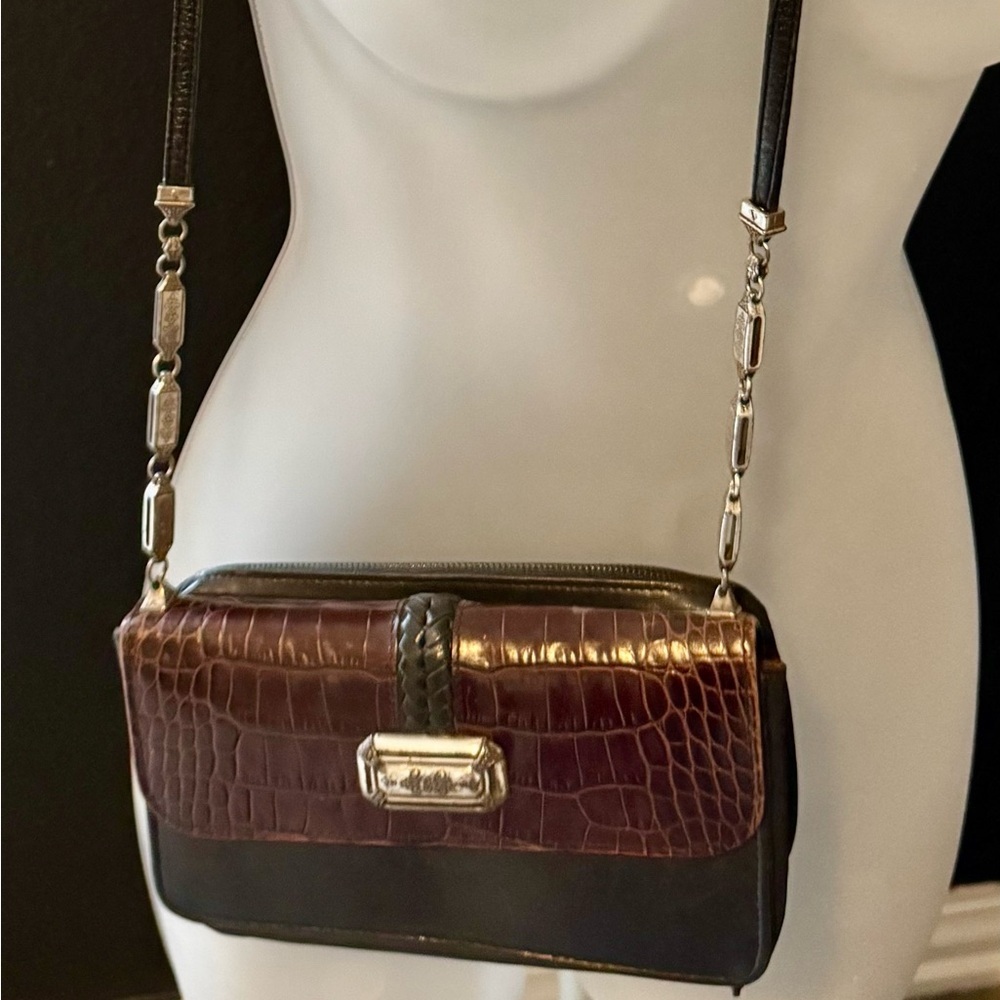 Elegant Black and Brown Leather Shoulder Bag